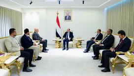 رئيس الوزراء يبحث مع وفد اليونسكو مشاريع التعليم وحماية المدن التاريخية