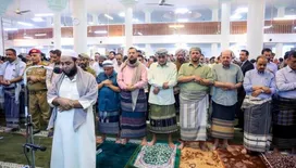 الصبيحي والعليمي والزنداني يؤدون صلاة عيد الأضحى مع جموع المصلين بالعاصمة عدن