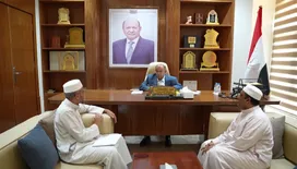 الخنبشي يبحث مع مكتب الأوقاف ترتيبات إقامة المخيمات الصيفية وتعزيز النشاط الدعوي