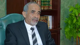 عضو مجلس القيادة الصبيحي يؤكد أهمية مضاعفة الجهود لتحسين خدمة الكهرباء