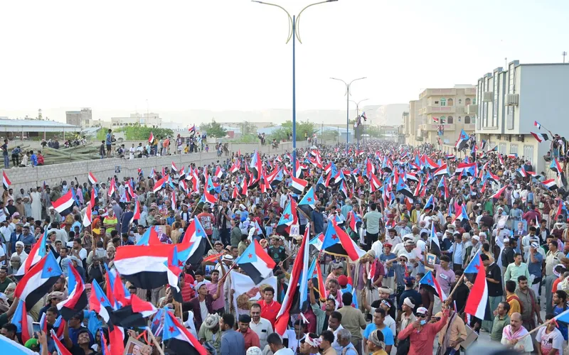 تظاهرة كبرى في سيئون تؤكد تمسك أبناء وادي حضرموت بالمشروع الوطني الجنوبي