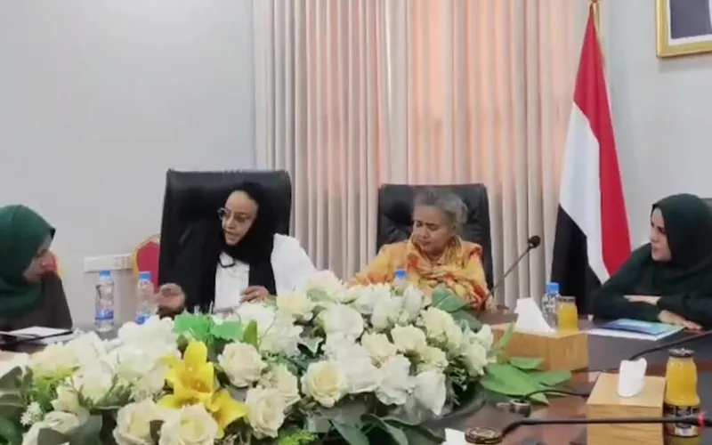 وزيرة الدولة لشؤون المرأة تناقش مخرجات القمم النسوية وتمكين المرأة اقتصاديا