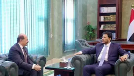 العليمي يلتقي رئيس مجلس الوزراء ويشيد بجهود الحكومة في مسار الإصلاحات الاقتصادية