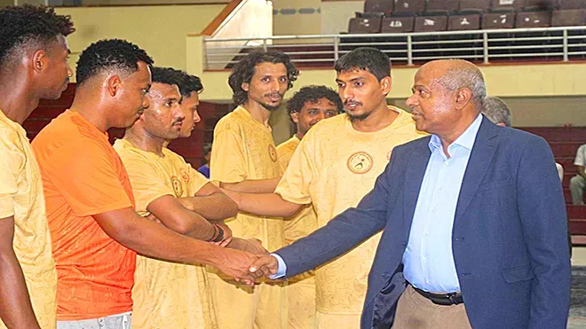 الوكيل الخليفي يتفقد جاهزية منتخب الشباب لكرة اليد قبيل انطلاقه للمشاركة بالبطولة الآسيوية