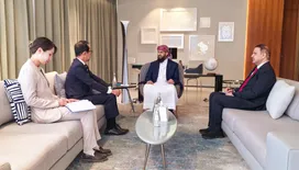 المحرّمي يلتقي سفير اليابان ويؤكد أهمية الشراكة التنموية لتعزيز مسار التعافي