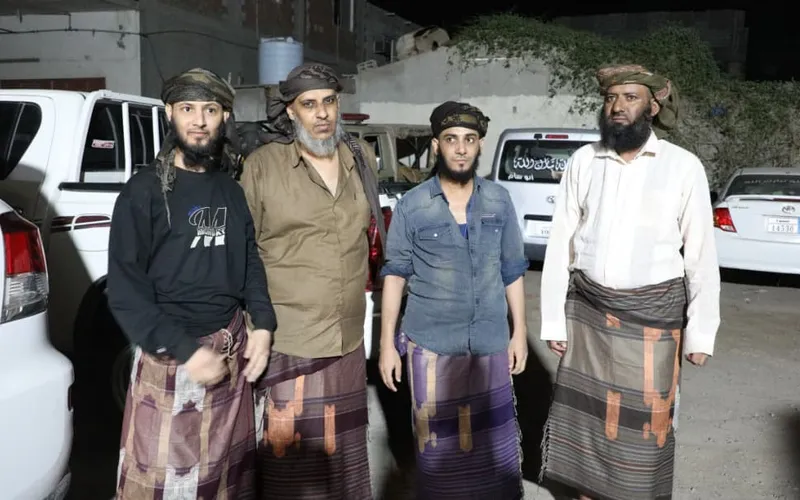 القوات المسلحة الجنوبية تعلن تحرير أربعة من منتسبيها من قبضة العناصر الإرهابية في أبين