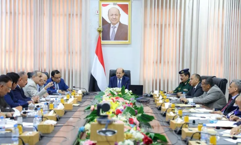 اللجنة العليا لمكافحة التهريب تبحث إجراءات إحكام السيطرة على المنافذ