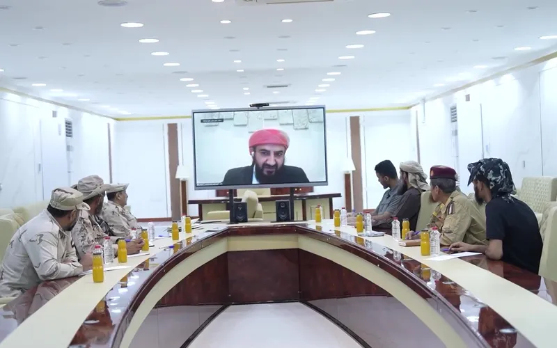 المحرّمي يناقش مع قيادة محور الضالع المستجدات العسكرية والجاهزية القتالية