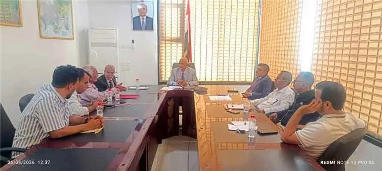 وزير المياه والبيئة يبحث إعادة تفعيل مشروع الطاقة الحرارية الأرضية في اليمن