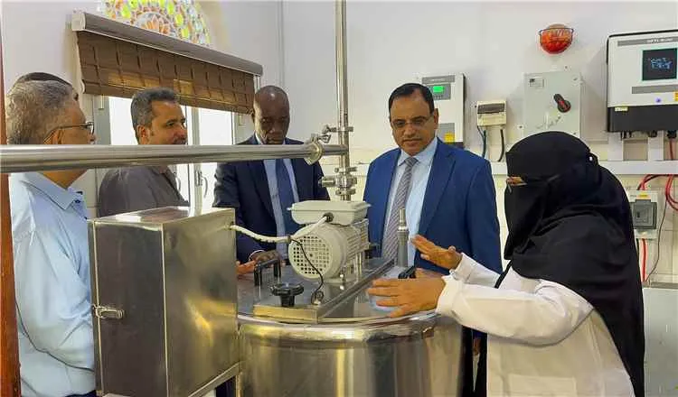 وزير الزراعة ومحافظ لحج يتفقدان تأهيل مركز بحوث الثروة الحيوانية ومركز إنتاج الألبان بصبر