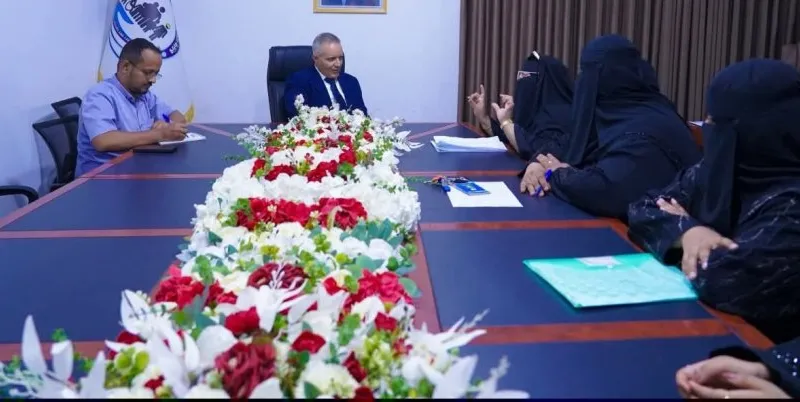 وزير الشؤون الاجتماعية والعمل يبحث مع رائدات أعمال حضرموت التحضير للمؤتمر الأول