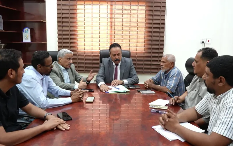 وزير الأشغال يؤكد ضرورة مضاعفة جهود صيانة وتأهيل الطرق والبنية التحتية