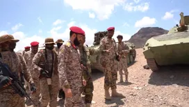 محافظ أبين يتفقد جبهتي ثرة وامحلحل ويؤكد استمرار المعركة حتى استعادة الدولة