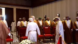 توقيع اتفاقية بين محافظ المهرة ومحافظ ظفار العمانية لتزويد بعض المديريات بالكهرباء