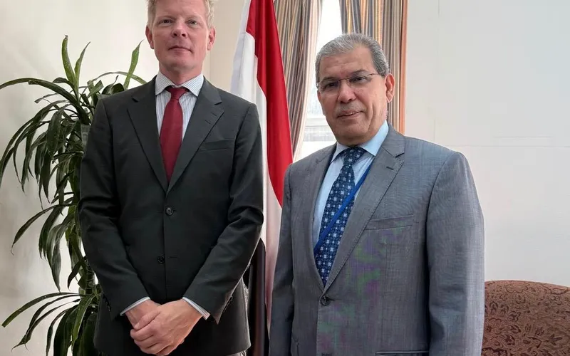 مندوب اليمن لدى الأمم المتحدة يبحث مع المبعوث الأممي مستجدات الأوضاع وجهود إحلال السلام